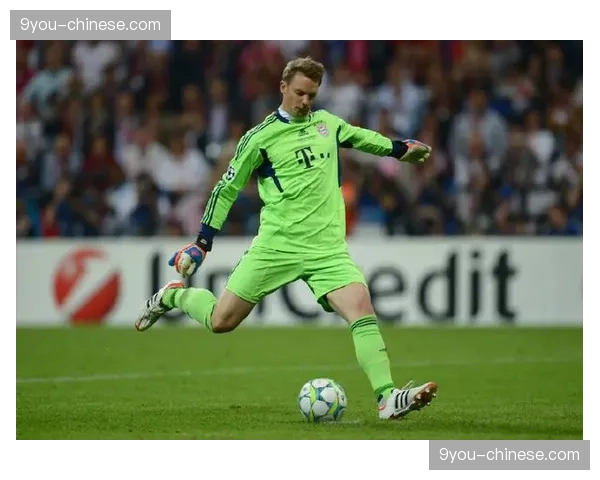 告别季的温情：拜仁慕尼黑为功勋队长诺伊尔举办纪念仪式